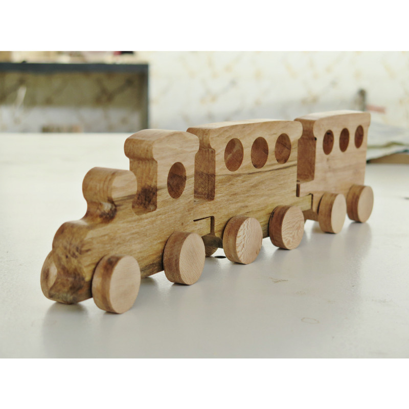 picture قطار بازی مدل چوبی راش