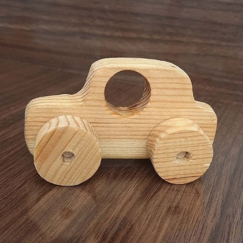 picture اسباب بازی چوبی طرح ماشین سواری